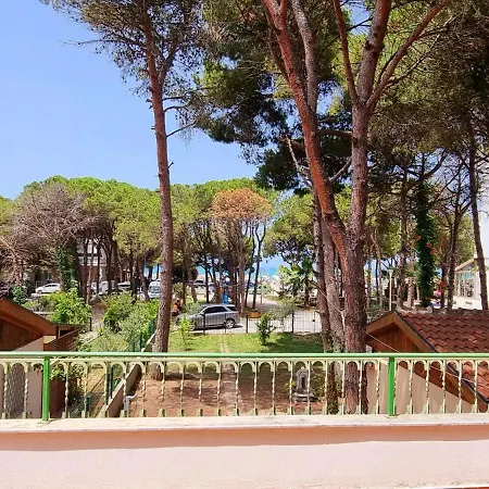 Bezhani Golem (Tirana)