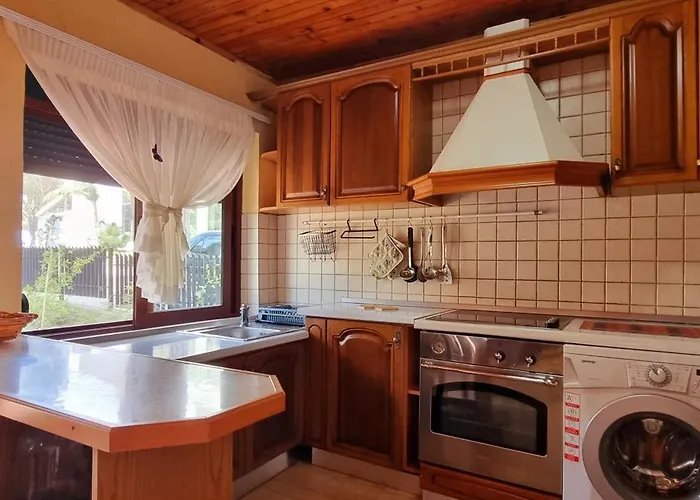 Bezhani Villa Golem (Tirana)